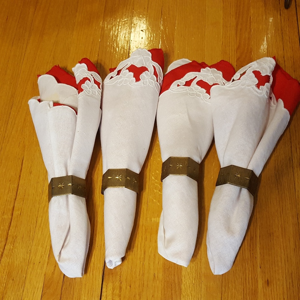 Vintage Brushed Gold Napkin Rings & Napkins